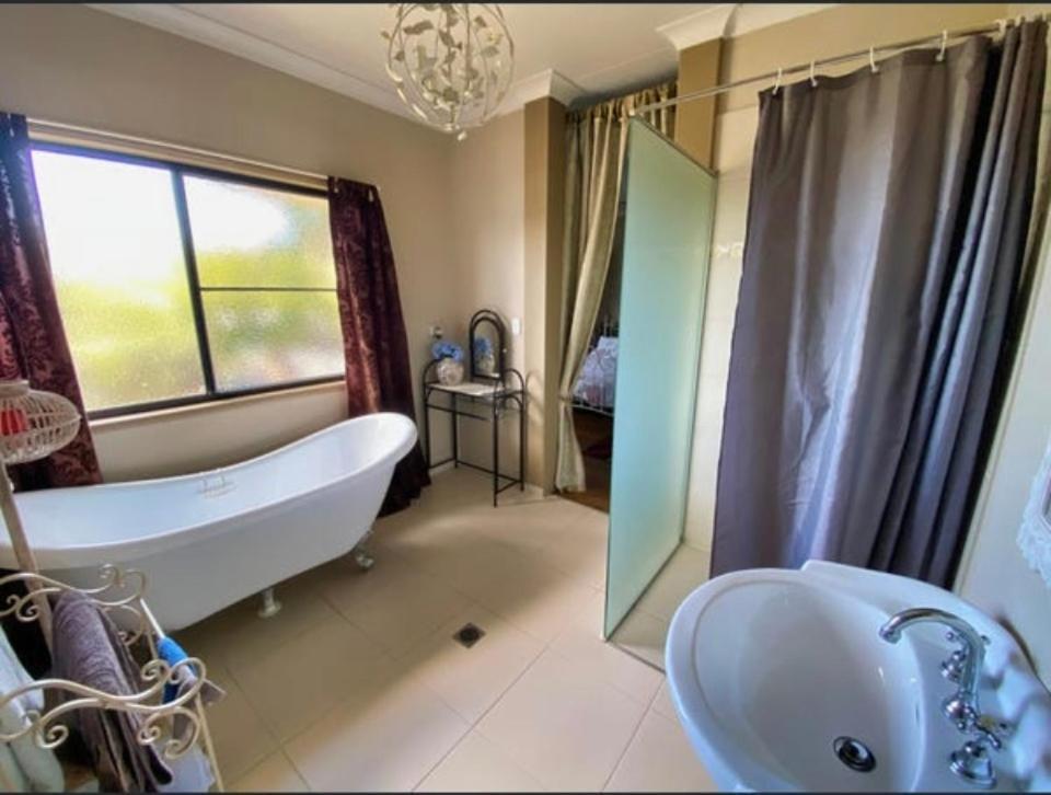 Sarina Golden Lace B&B מראה חיצוני תמונה